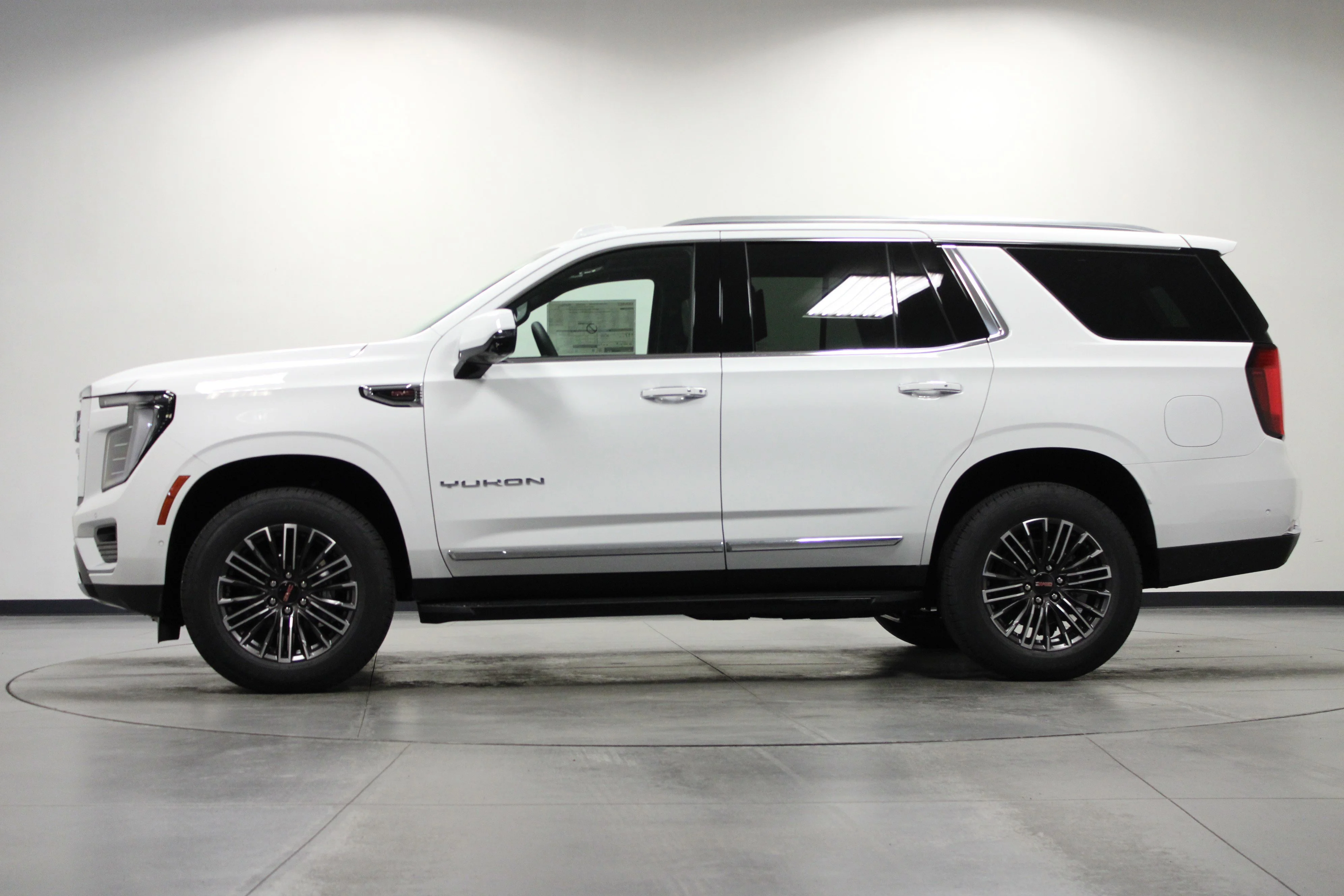 New 2026 Summit White GMC Elevation image 6