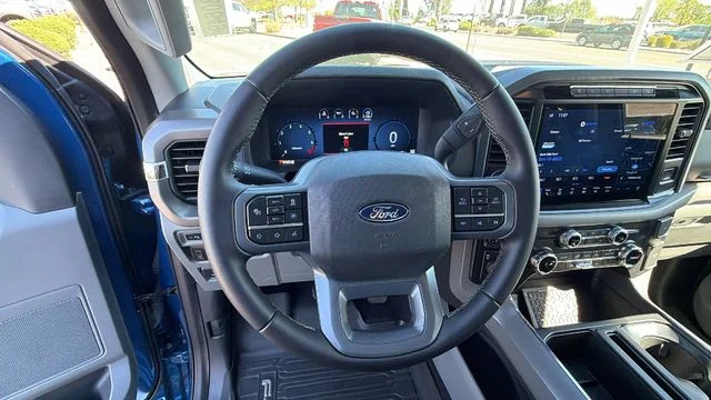 Used 2024 Blue Ford XLT image 28