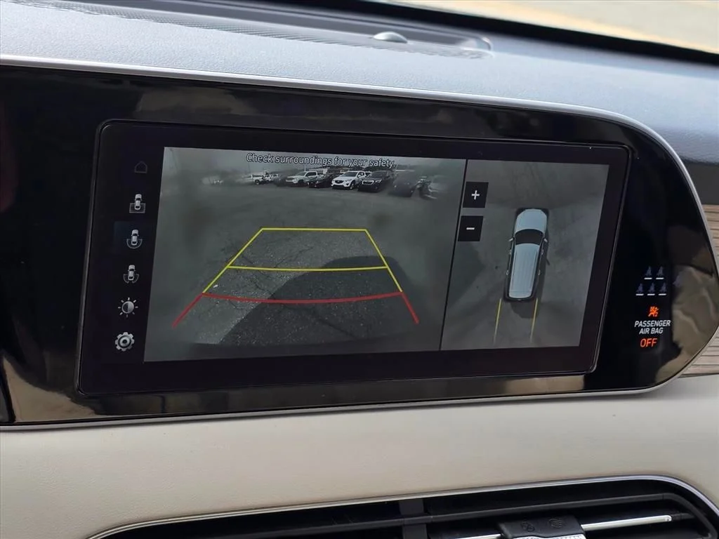 Used 2022 Gray Hyundai Calligraphy image 5