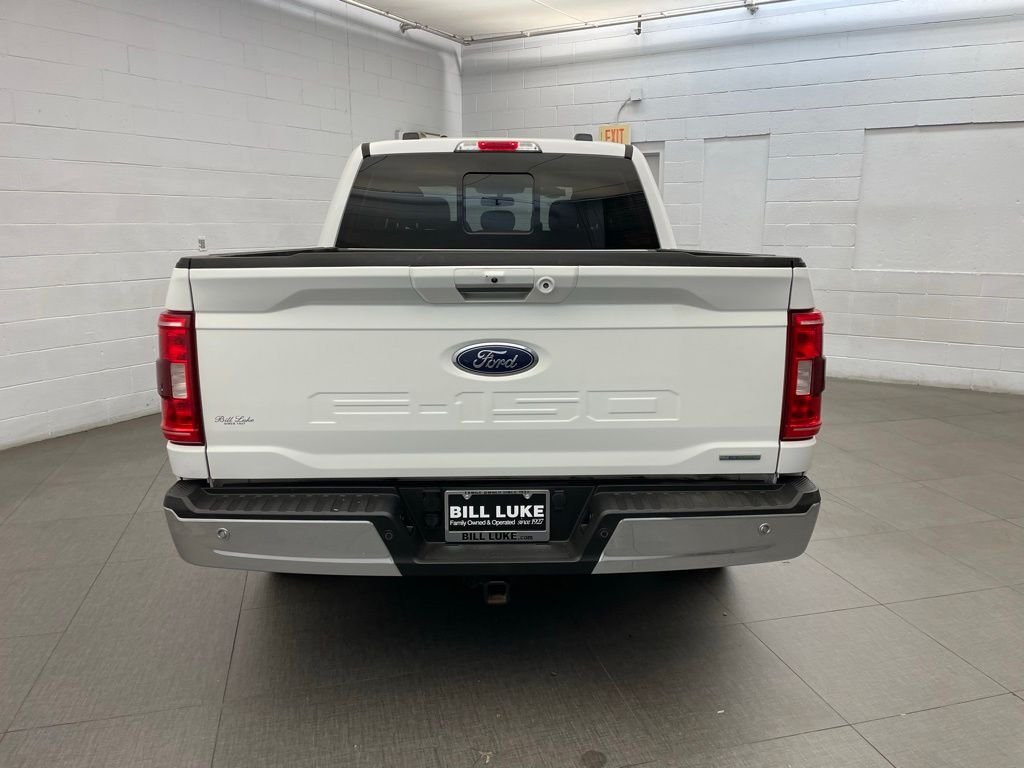 Used 2021 White Ford XLT image 6