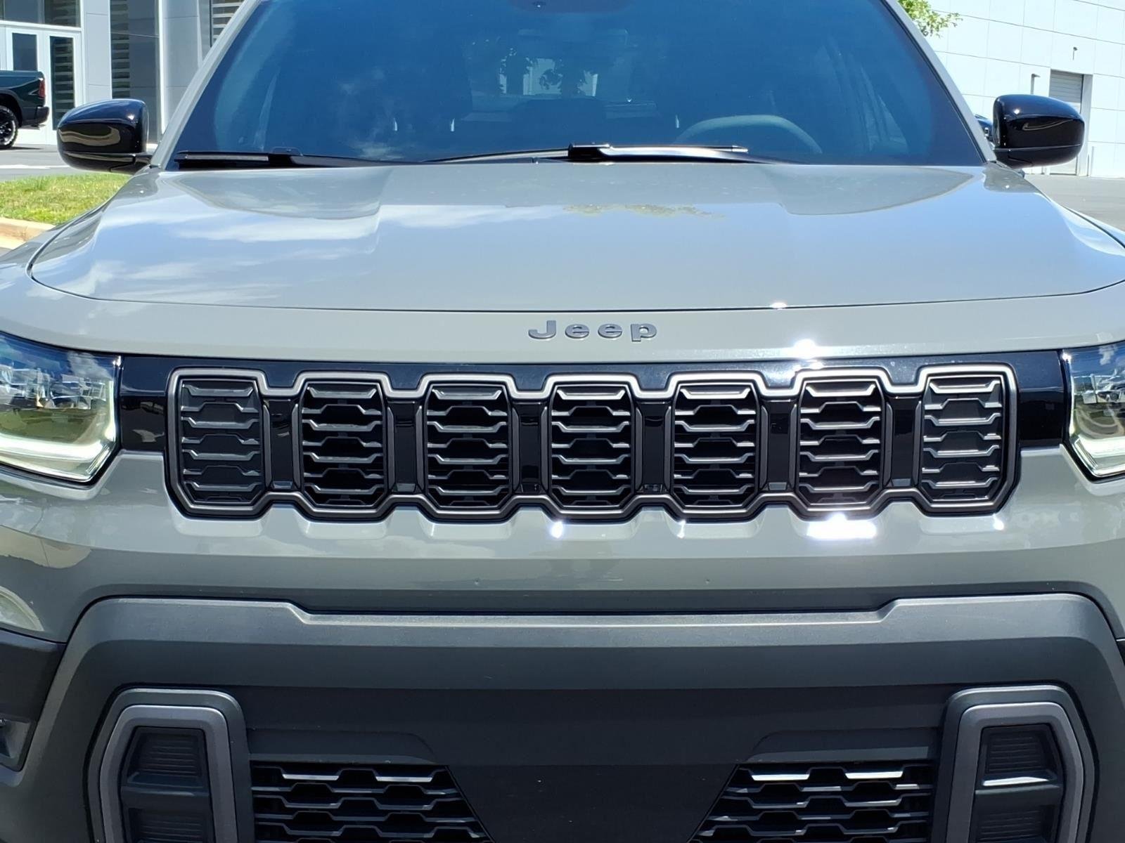 New 2026 Sting-Gray Clearcoat Jeep Laredo image 14