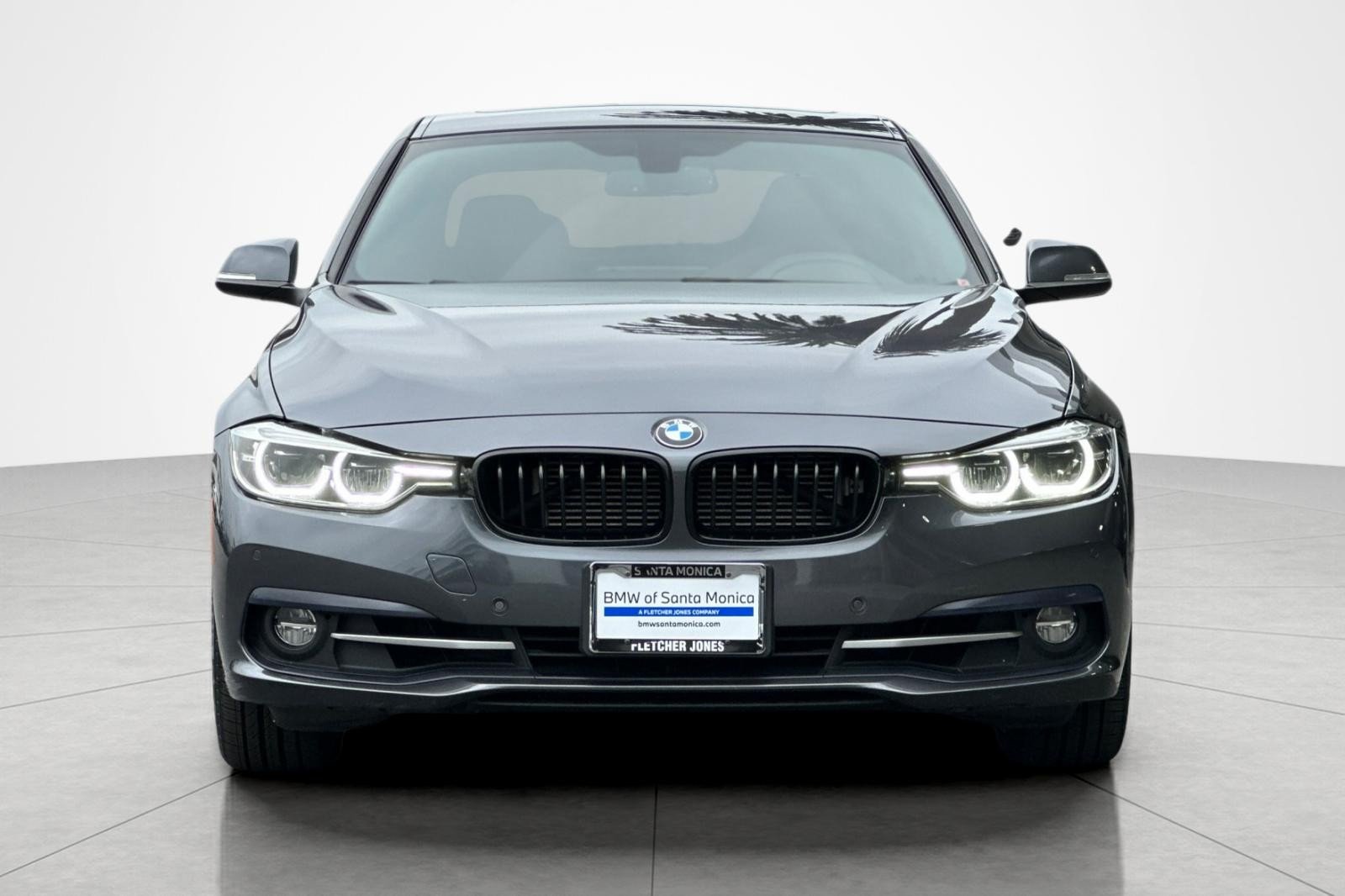 Used 2017 Mineral Gray Metallic BMW 330e iPerformance image 8
