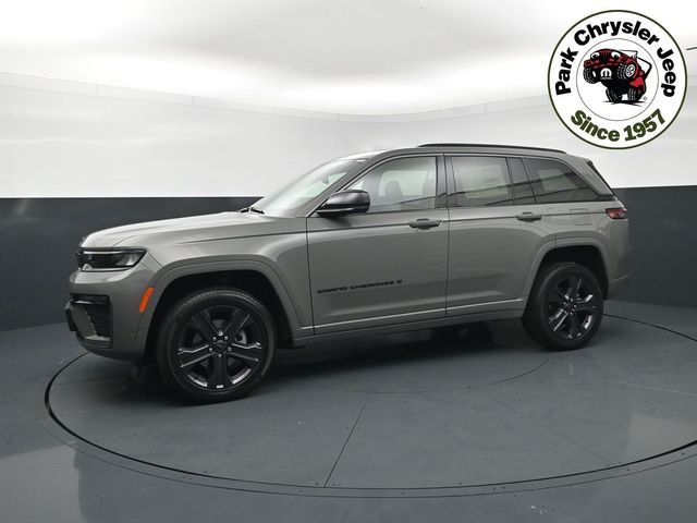New 2027 Gray Jeep Limited Reserve image 2
