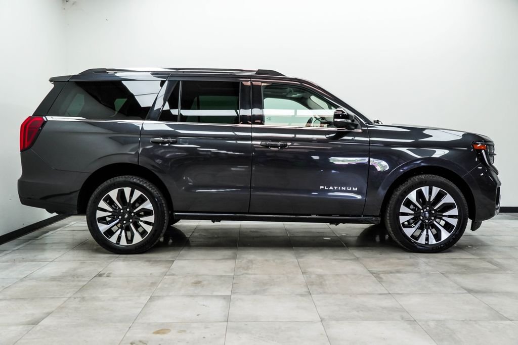 Used 2025 Gray Ford Platinum image 10