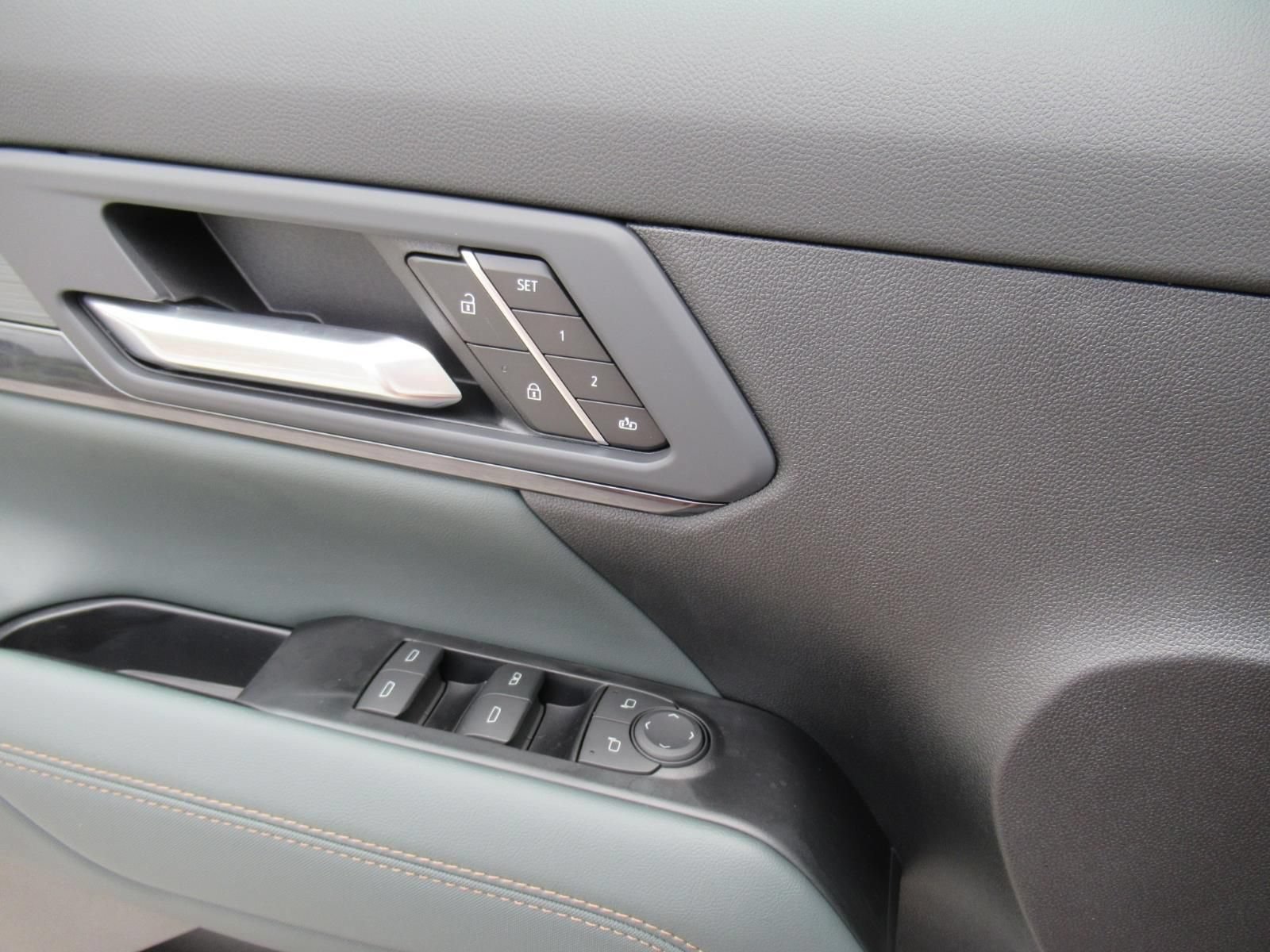 2027 GMC Terrain AT4 - Photo 21