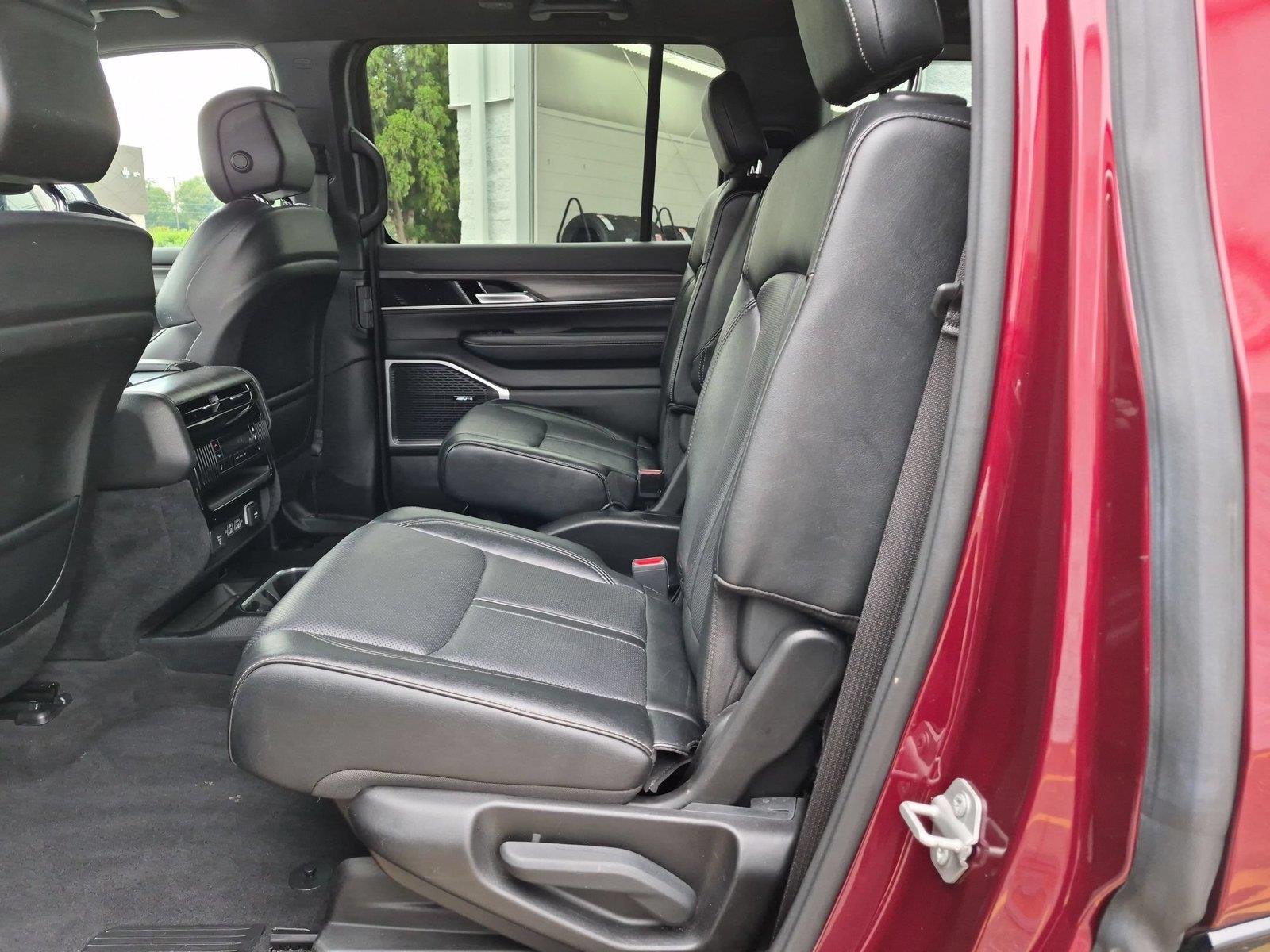 Used 2024 Velvet Red Pearlcoat Jeep Series II image 31