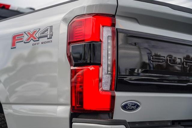 2026 Ford F-350 Super Duty Platinum - Photo 37