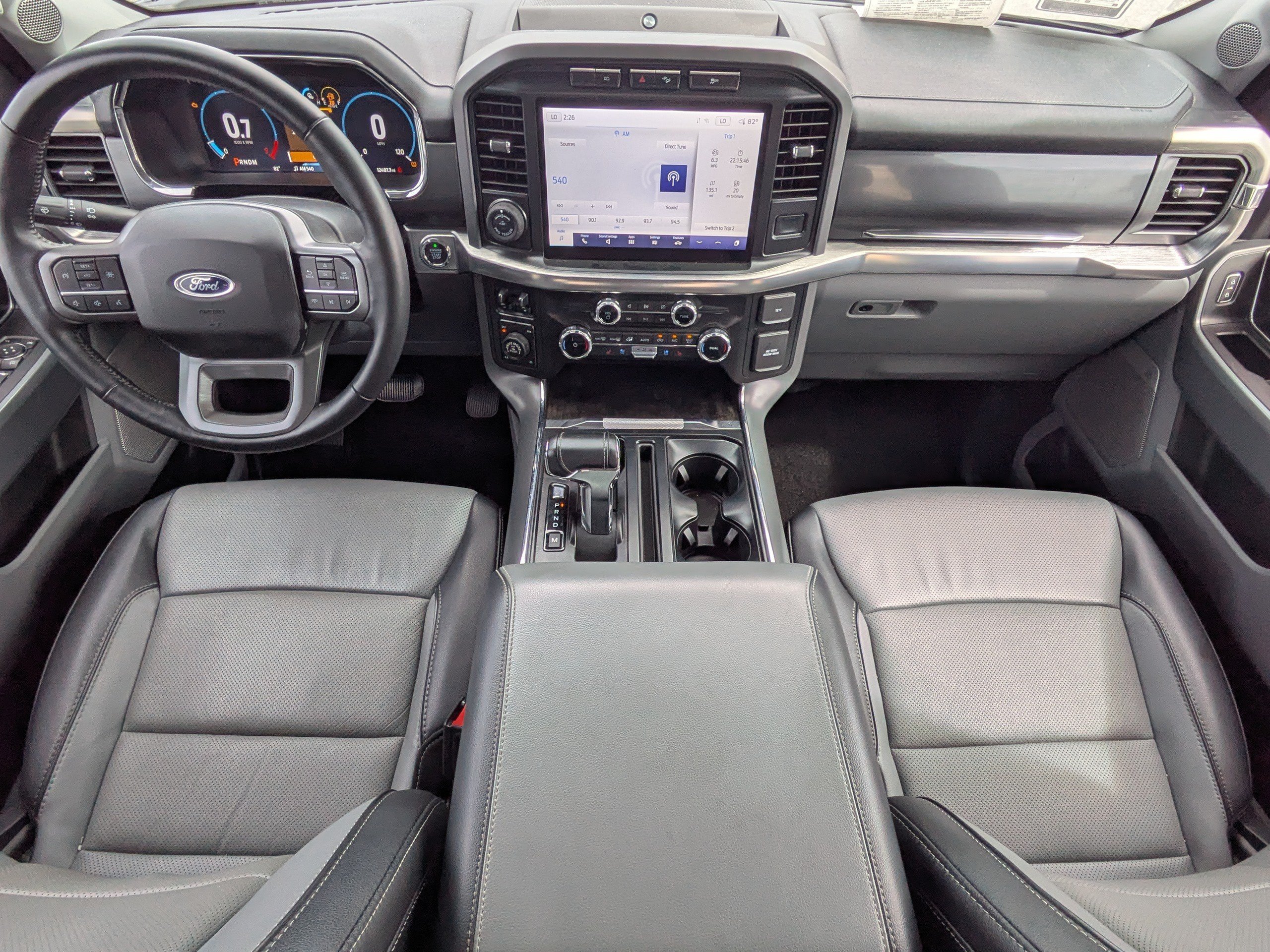 Used 2022 Agate Black Metallic Ford LARIAT image 15