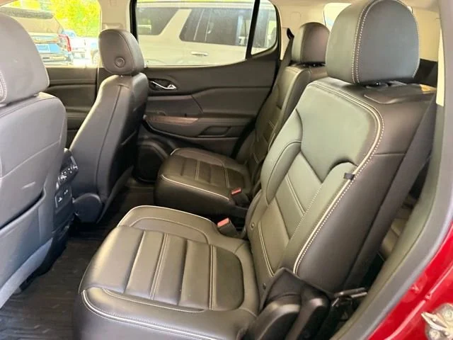 2023 GMC Acadia Denali - Photo 14