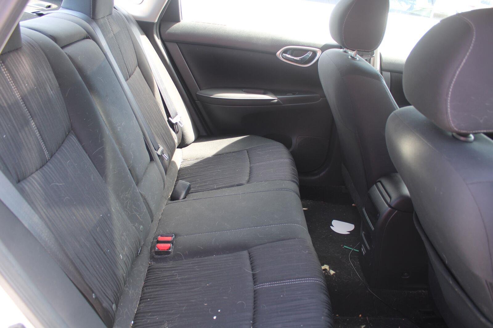 Used 2018 Aspen White Nissan SV image 5
