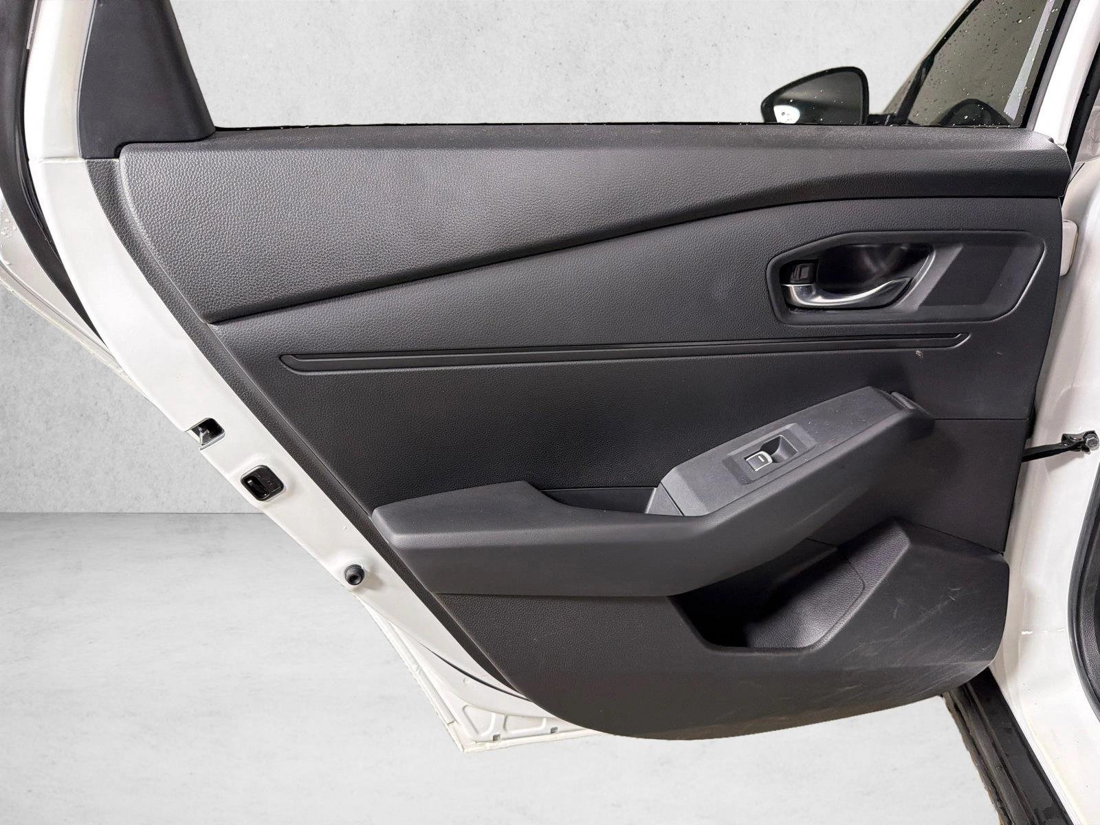 Used 2023 White Honda LX image 21