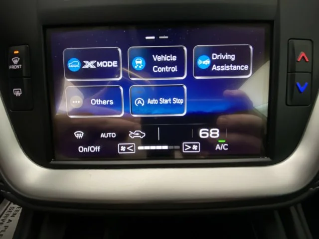 Used 2022 White Subaru 2.5i image 18