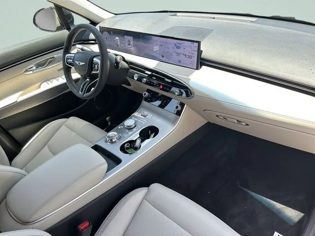 Used 2026 Black Genesis 2.5T Select image 18
