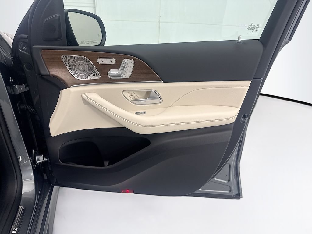 New 2026 Selenite Grey Metallic Mercedes-Benz GLE 450 image 24