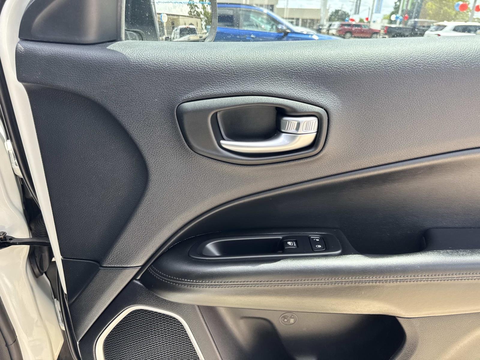 Used 2021 White Clearcoat Jeep Altitude image 14