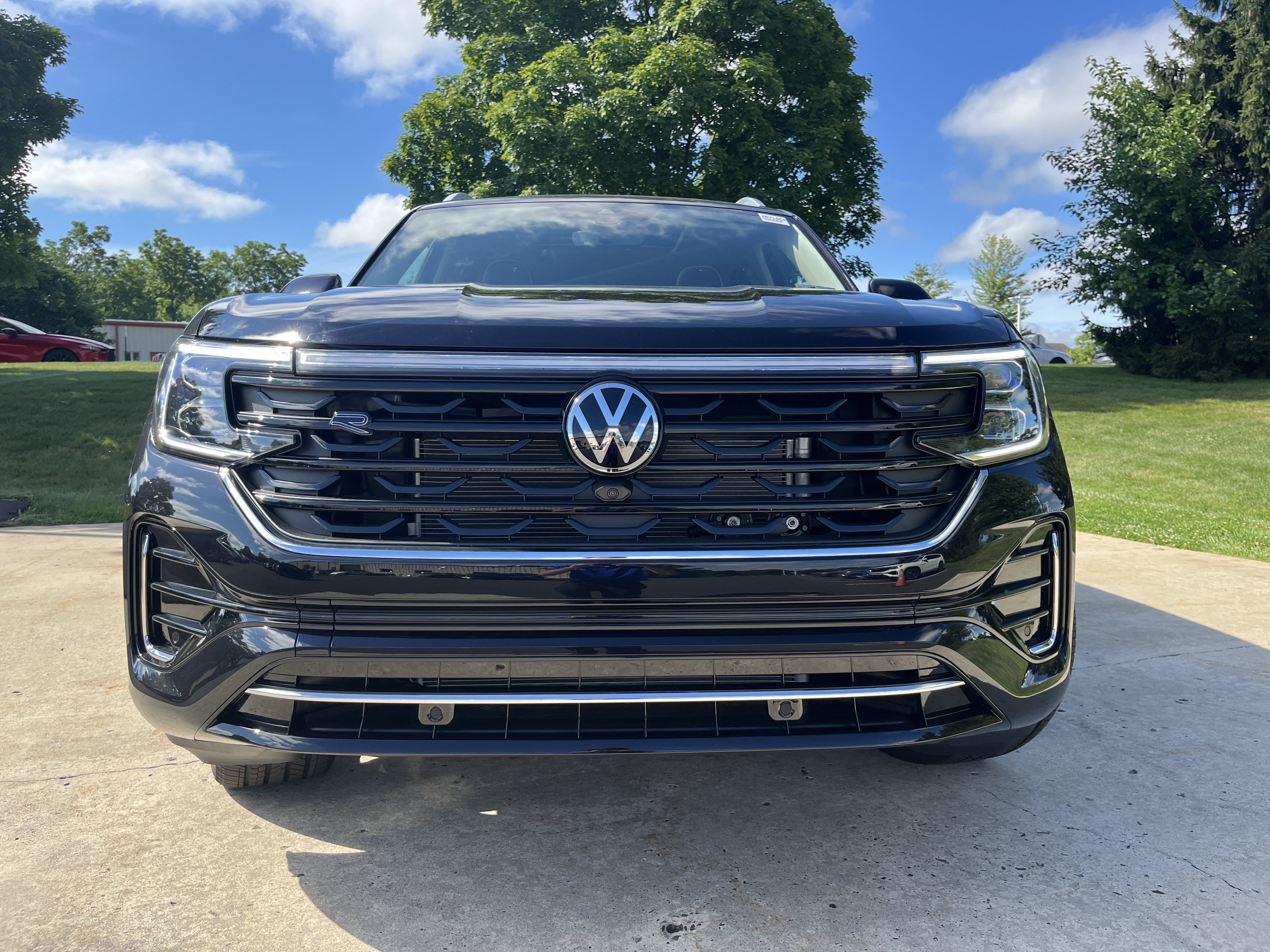 New 2026 Deep Black Pearl Volkswagen 2.0T SEL Premium R-Line image 8