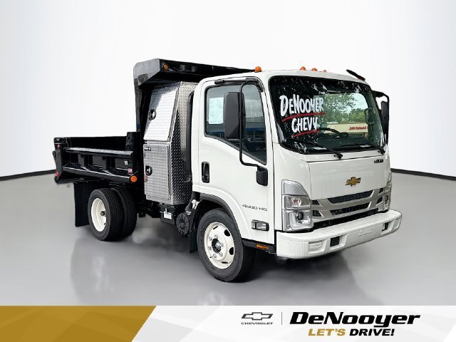 2025 Chevrolet Low Cab Forward 4500 HG 