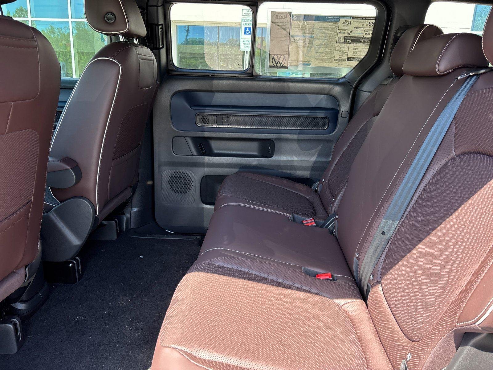 2025 Volkswagen ID. Buzz PRO S - Photo 32