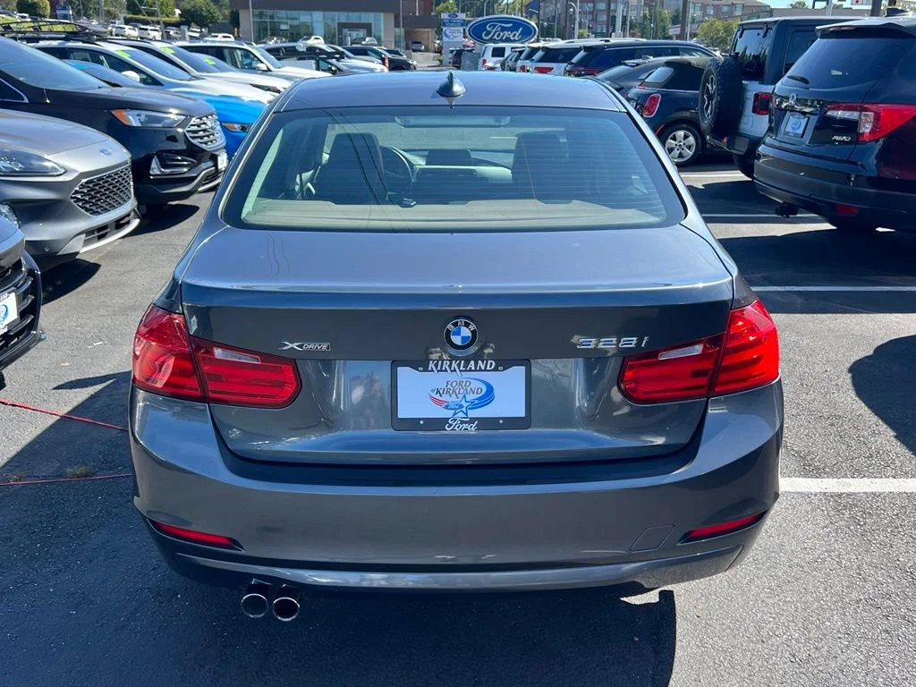 Used 2013 Mineral Gray Metallic BMW 328i xDrive image 8
