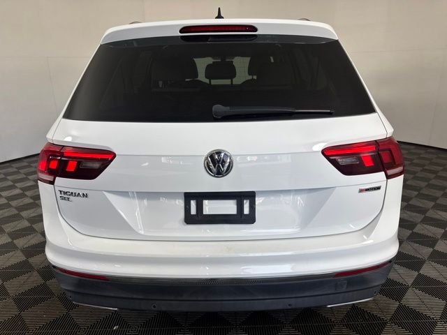 Used 2019 White Volkswagen 2.0T SEL image 22