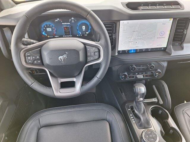 New 2026 Velocity Blue Metallic Ford Badlands® image 22