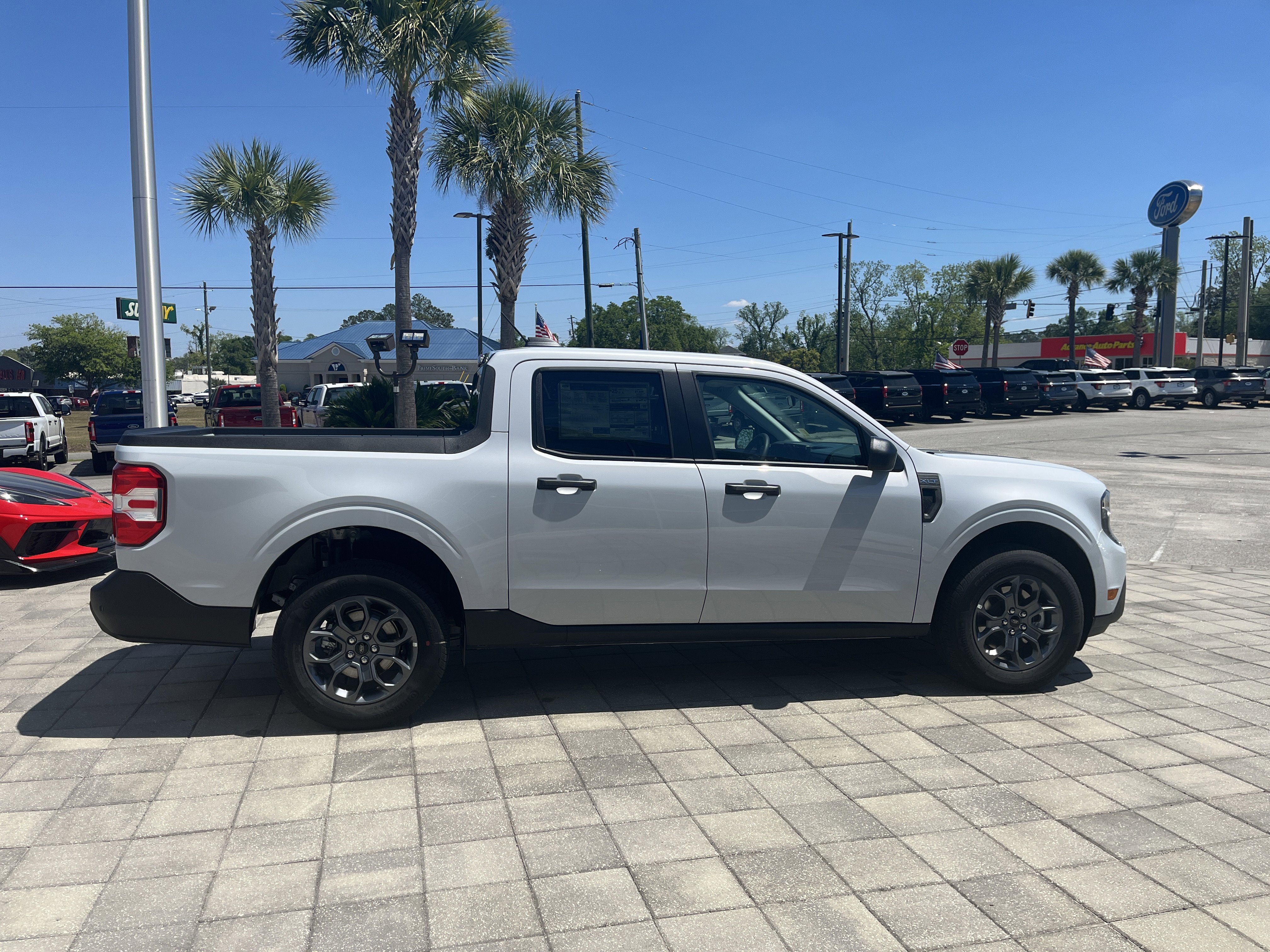 2026 Ford Maverick XLT - Photo 7
