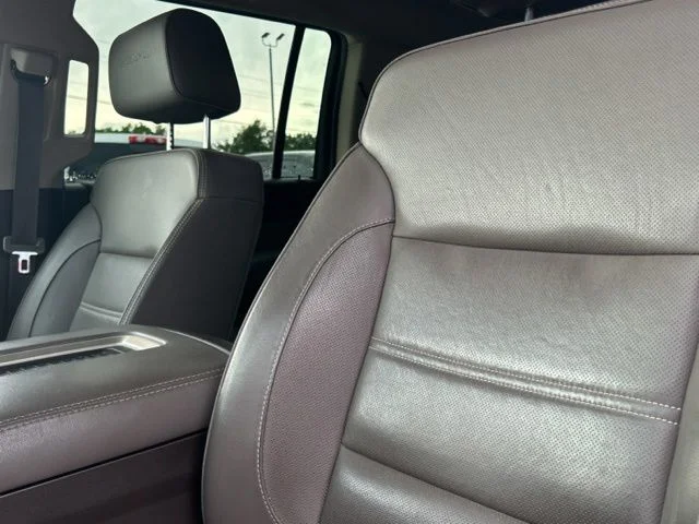 Used 2017 White Frost GMC Denali image 36
