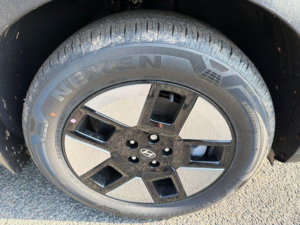 New 2026 Gray Hyundai SE image 12