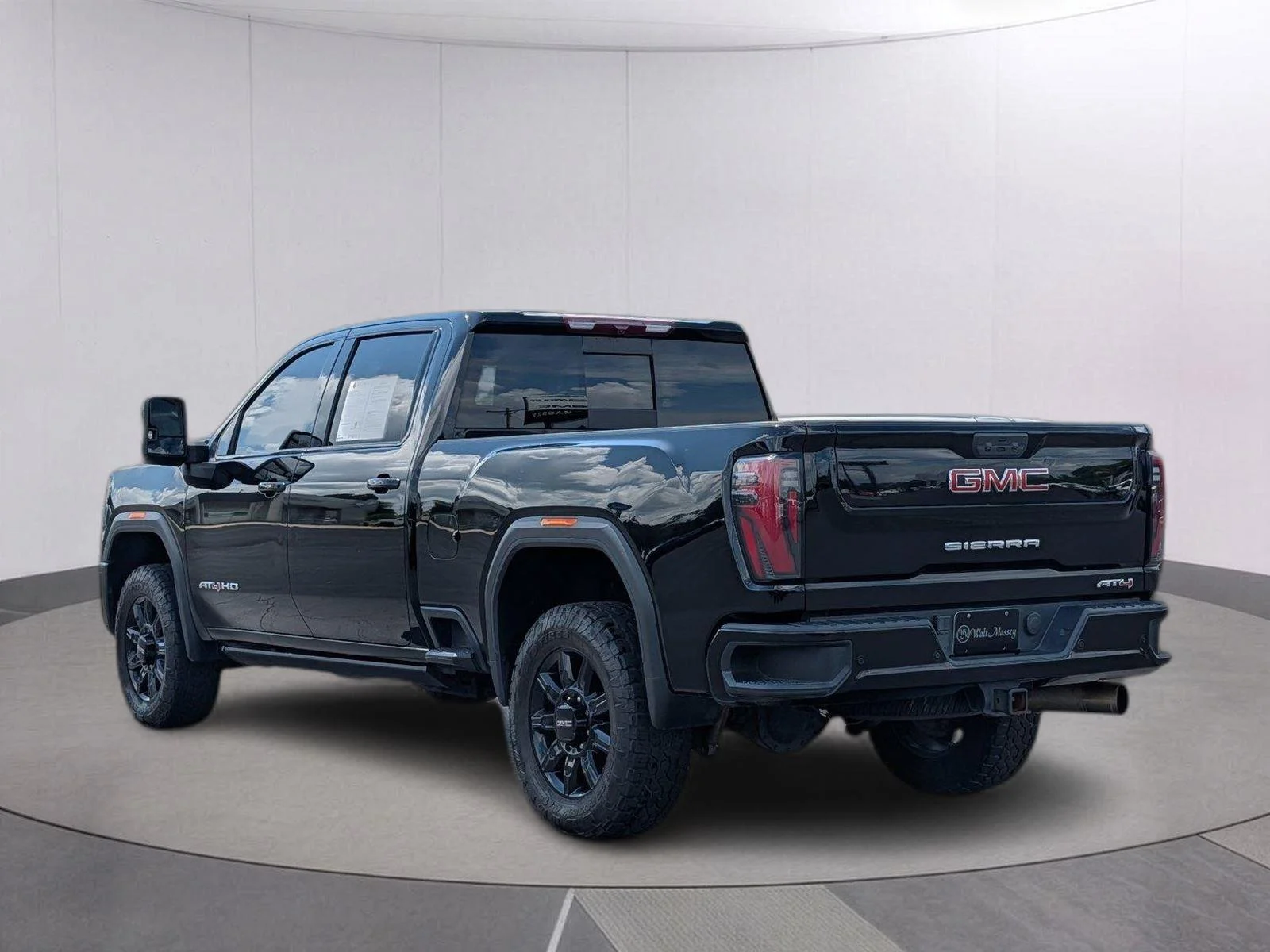 Used 2024 Onyx Black GMC AT4 image 3