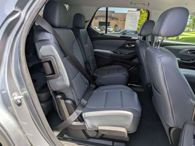 Used 2019 Gray Chevrolet 3LT image 30