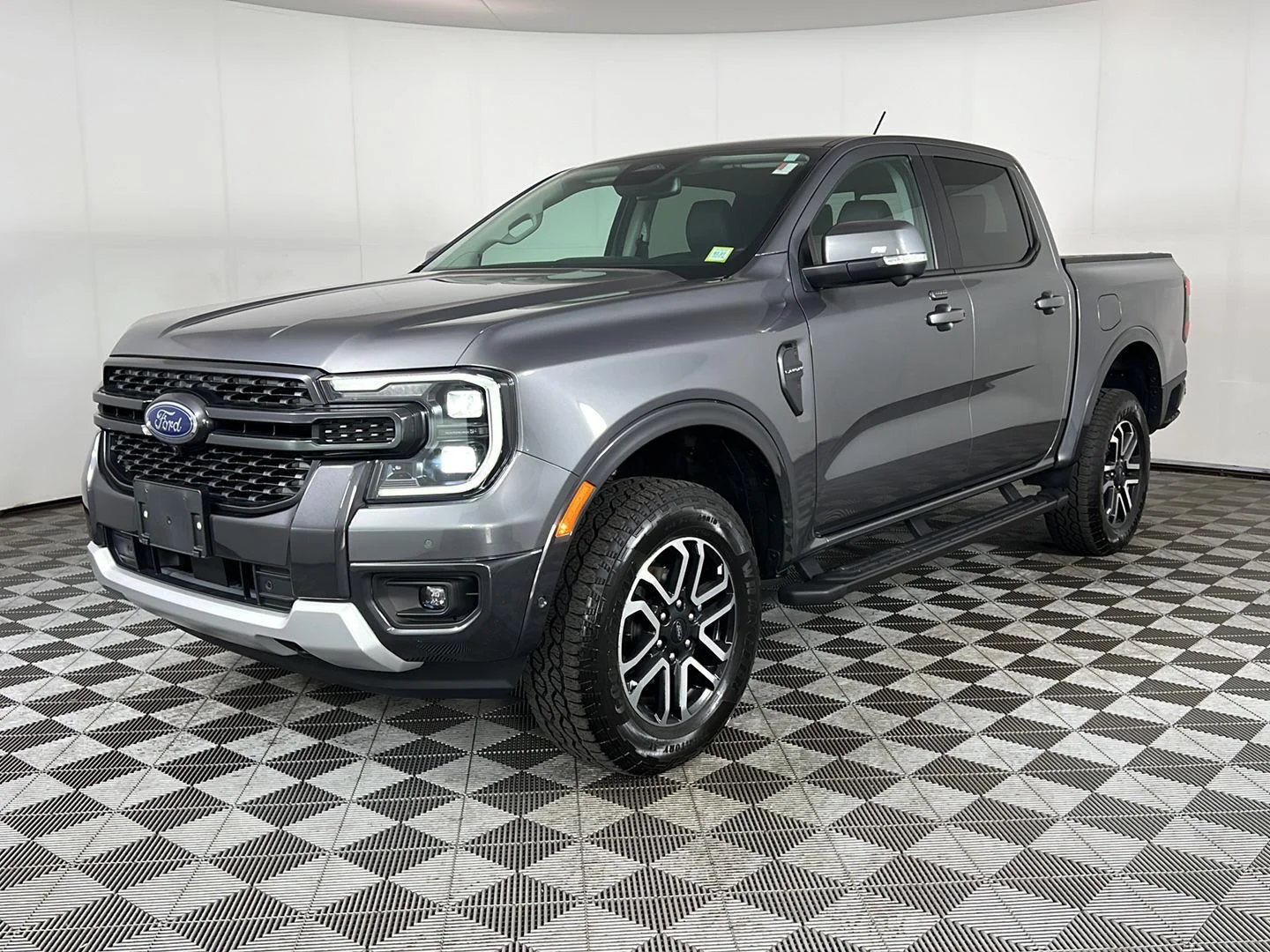 Used 2024 Carbonized Gray Ford LARIAT image 12