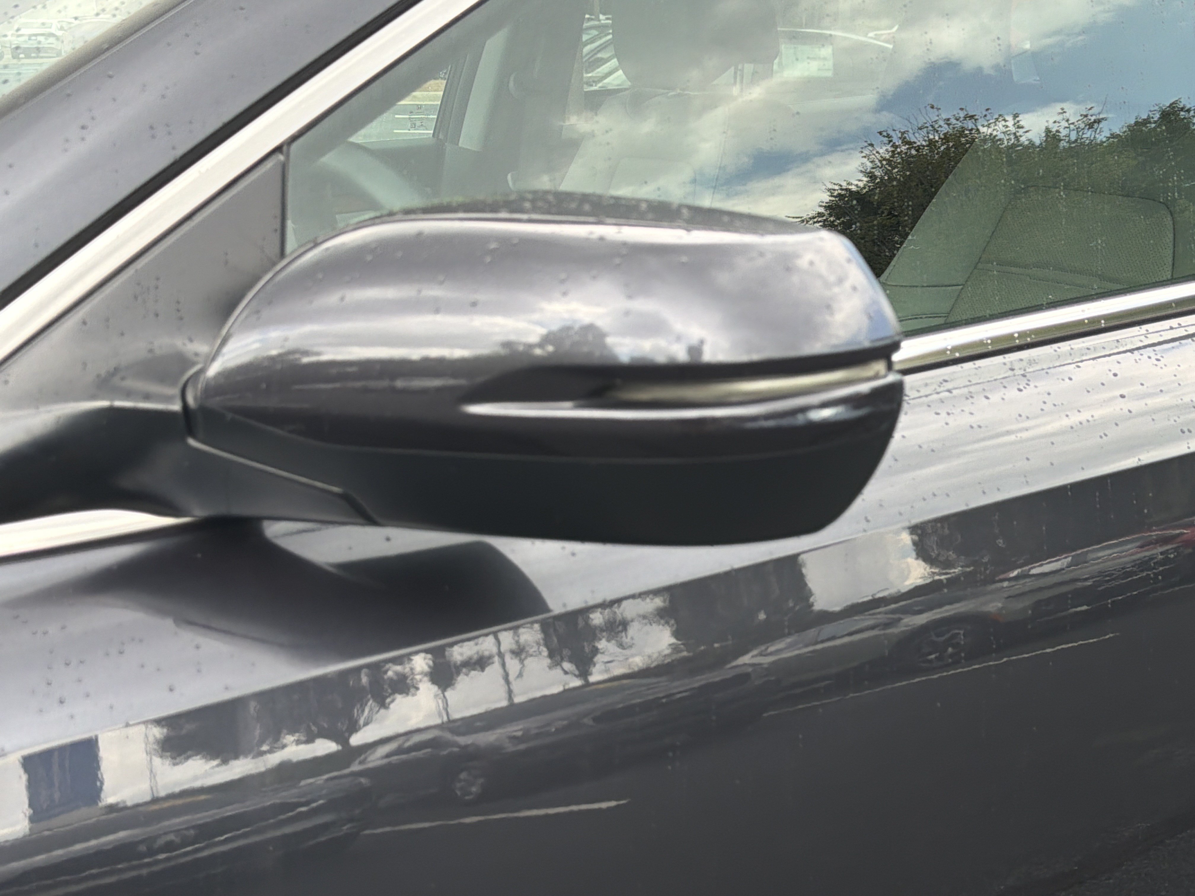 Used 2018 Gunmetal Metallic Honda Touring image 38
