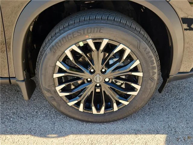 New 2027 KH3 Super Blac Nissan Dark Armor Front-Wheel Drive image 5