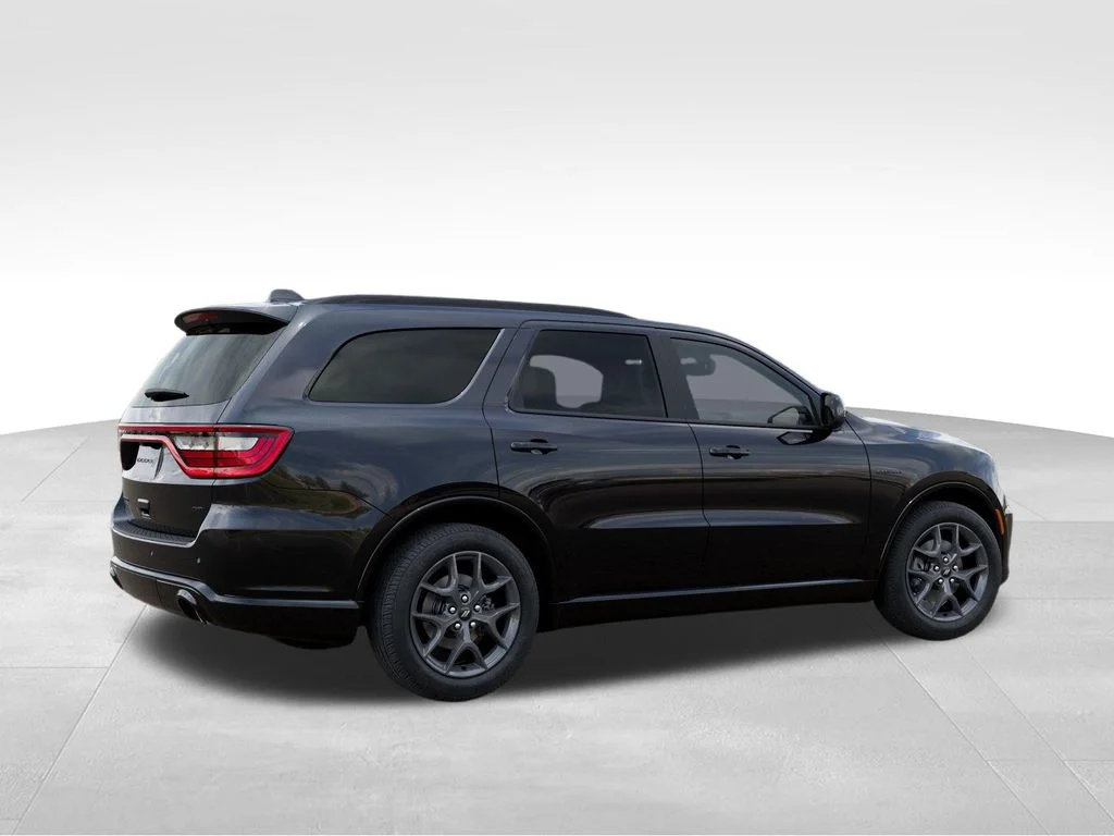 New 2026 Diamond Black Clear-Coat Exterior Paint Dodge GT HEMI V8 image 4