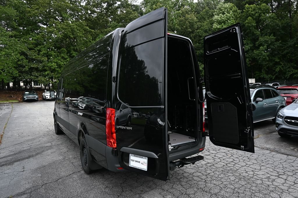 New 2026 Jet Black Mercedes-Benz  image 27