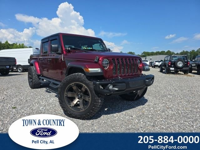 Used 2021 Snazzberry Pearlcoat Jeep  image 1