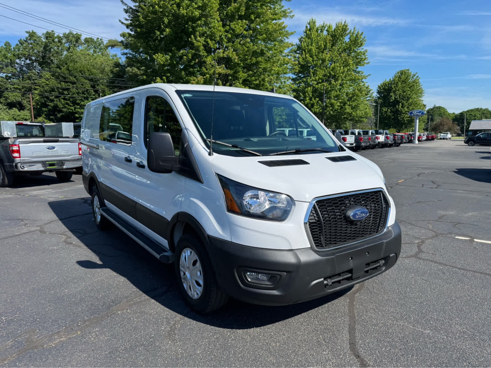 Certified Used 2025 Oxford White Ford  image 11