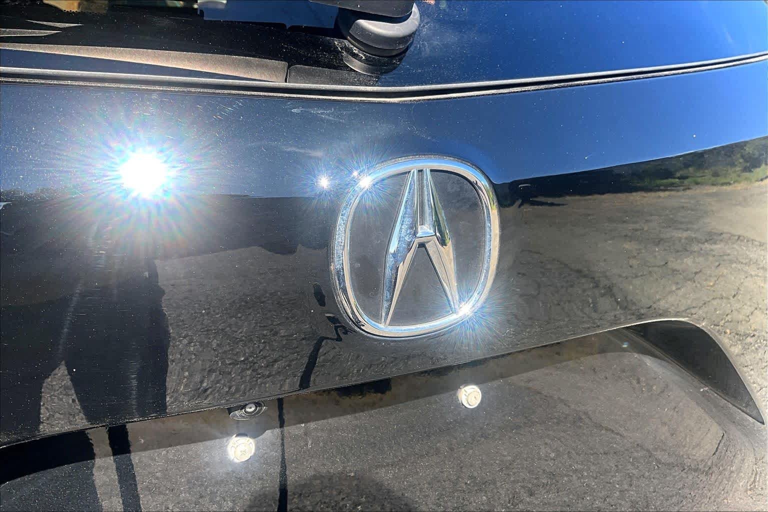Used 2023 Majestic Black Pearl Acura  image 31