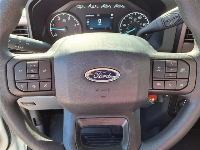 New 2024 Oxford White Ford XL image 13