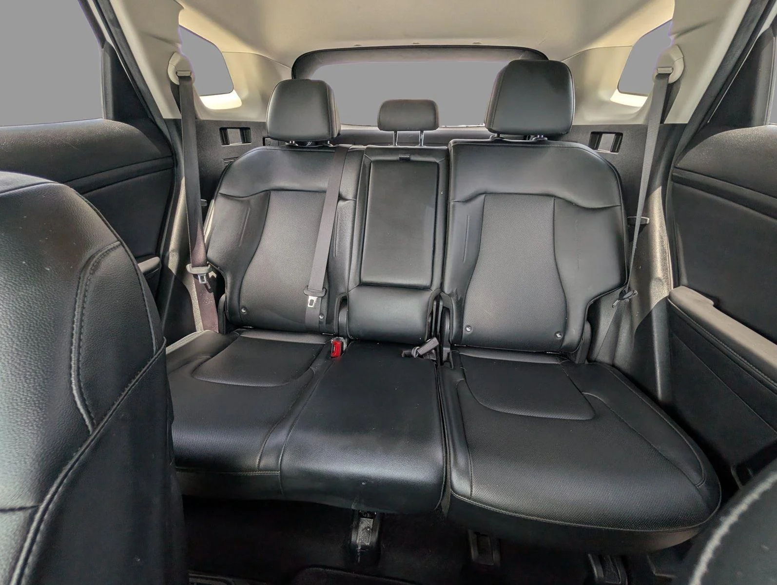 Used 2023 Glacial White Pearl Kia EX image 13
