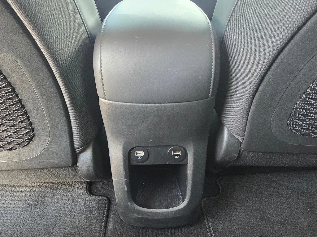 Used 2023 Digital Teal Hyundai Limited image 29