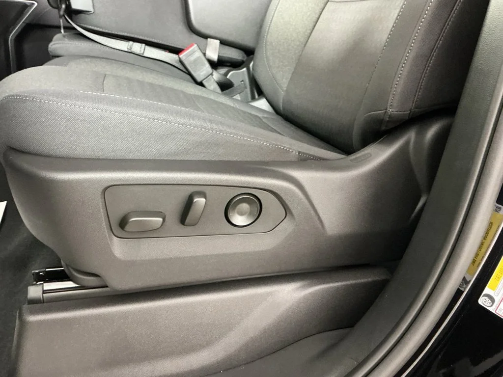 New 2026 Black Chevrolet LT (2FL) image 5