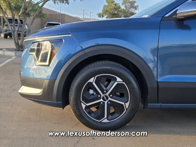 Used 2024 Blue Kia EX image 9