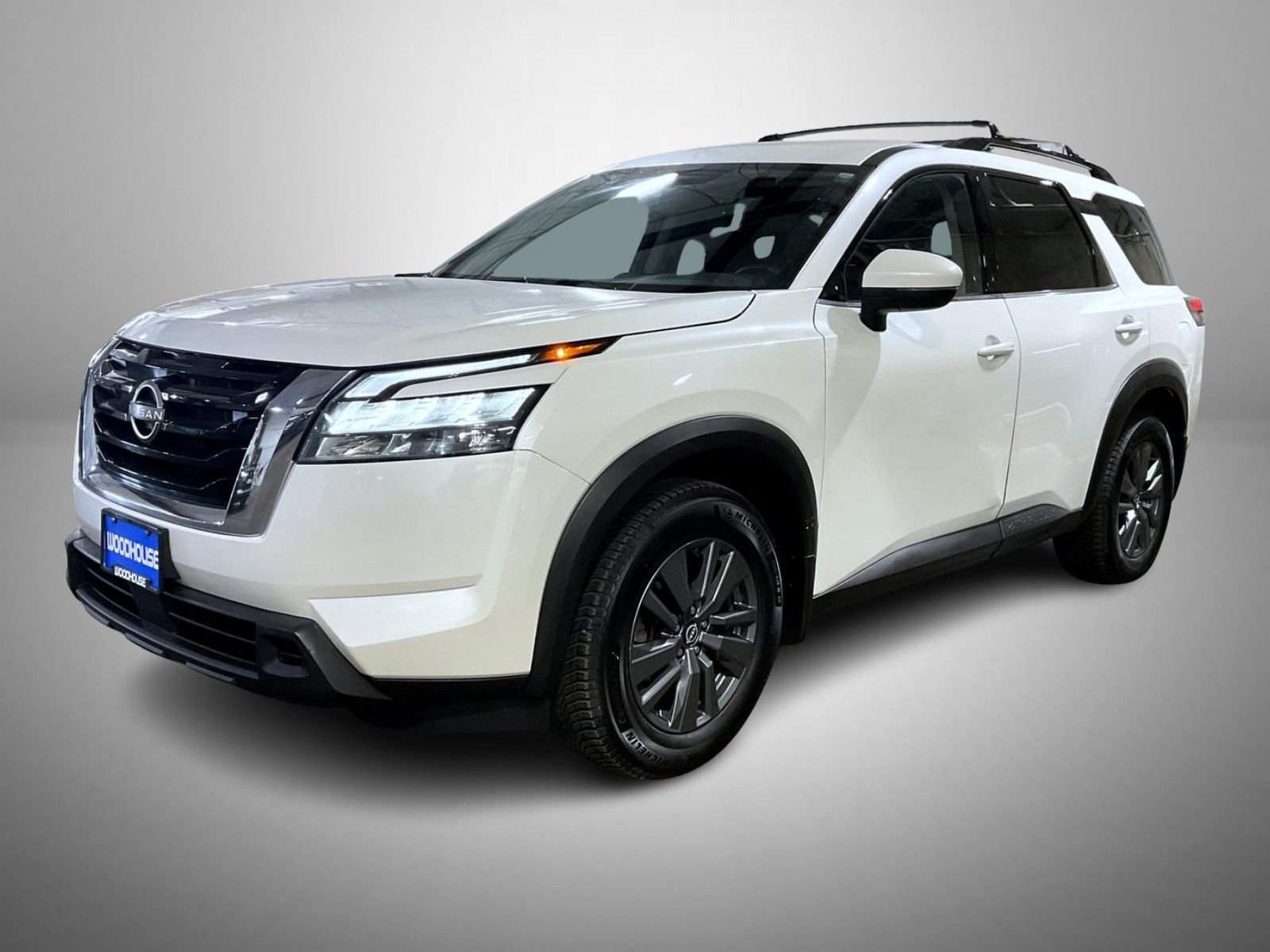 2024 Nissan Pathfinder SV 4WD's photo
