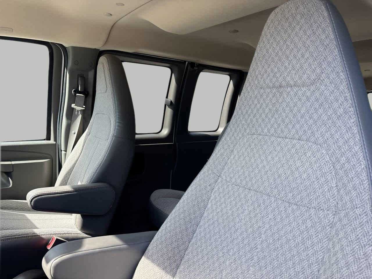 2025 Chevrolet Express Passenger LS - Photo 18