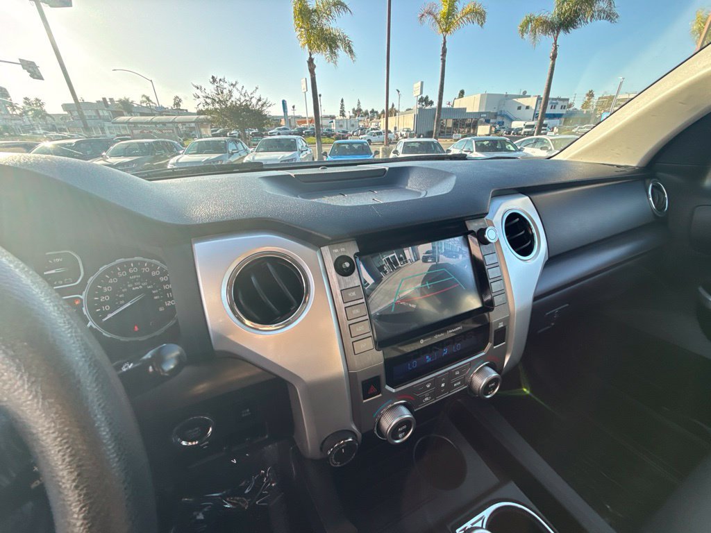 Used 2021 Midnight Black Metallic Toyota SR5 image 19