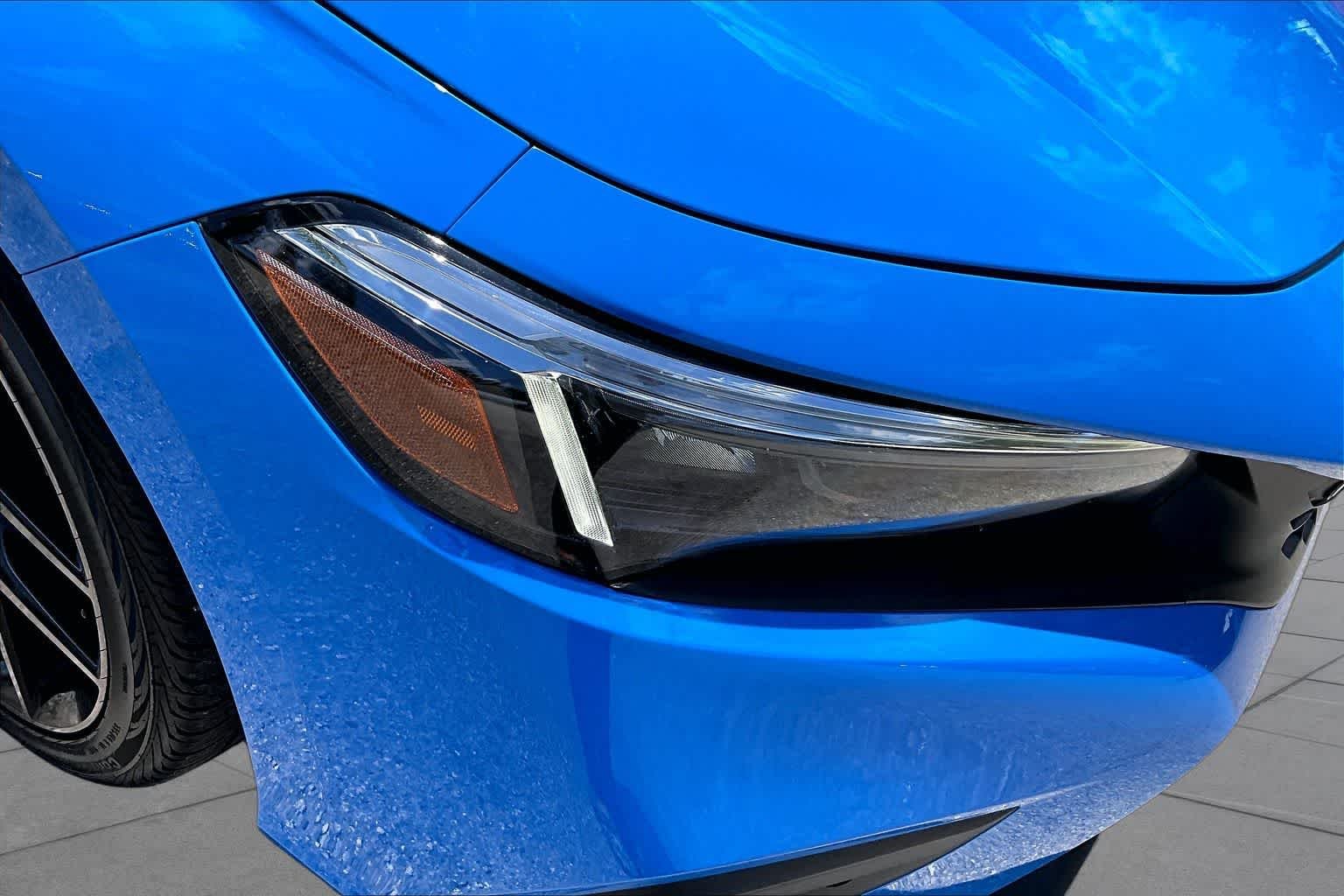 Used 2024 Boost Blue Pearl Honda Sport Touring image 28
