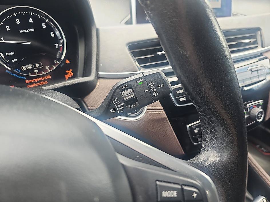 Used 2020 Mineral Gray Metallic BMW sDrive28i Premium image 19