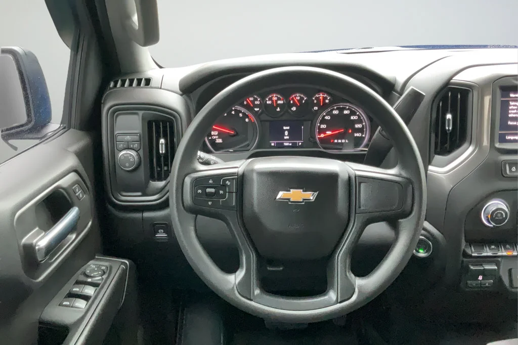 Certified Used 2025 Riptide Blue Metallic Chevrolet Custom image 15
