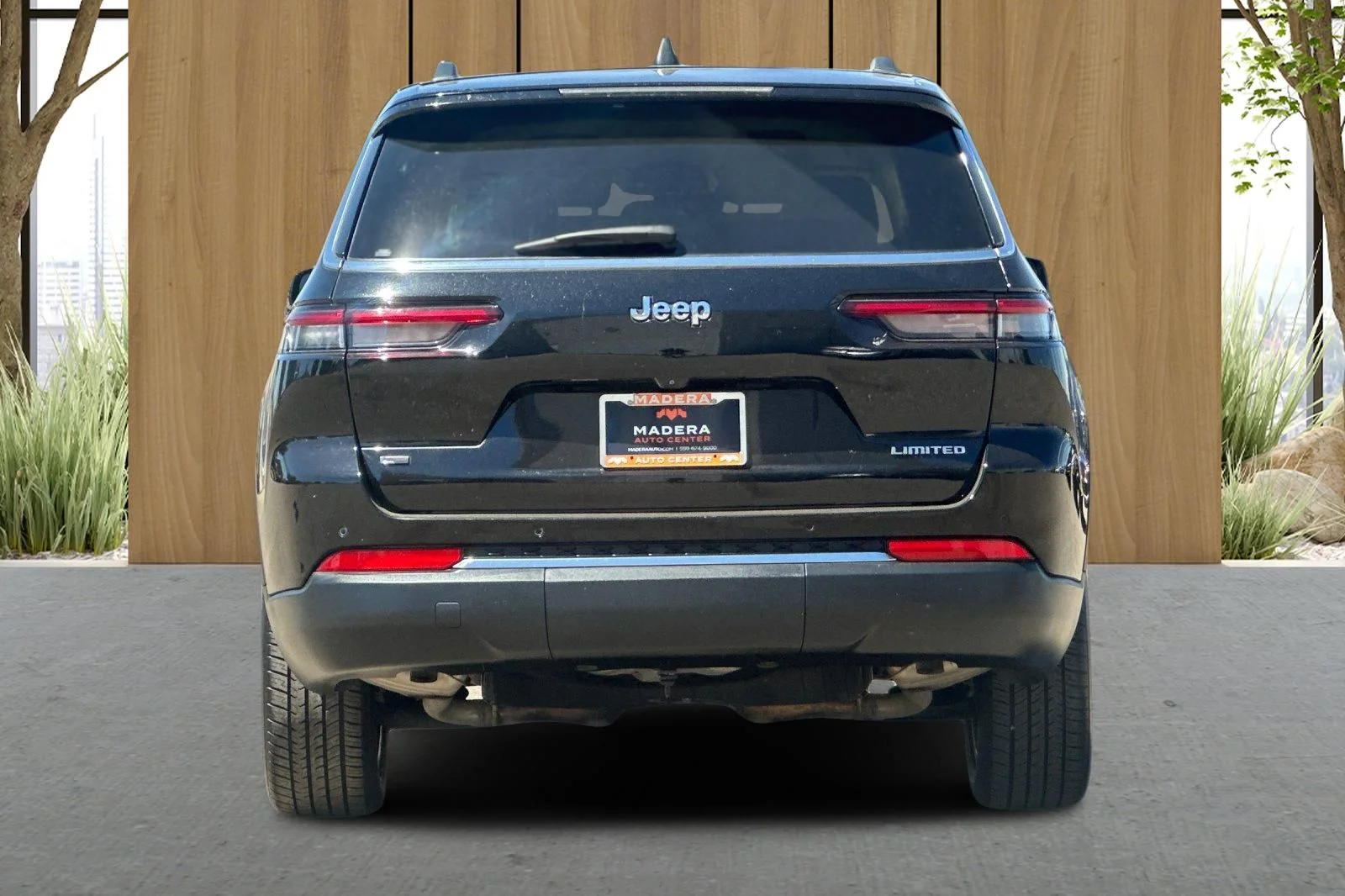 Used 2021 Black Jeep Limited image 5